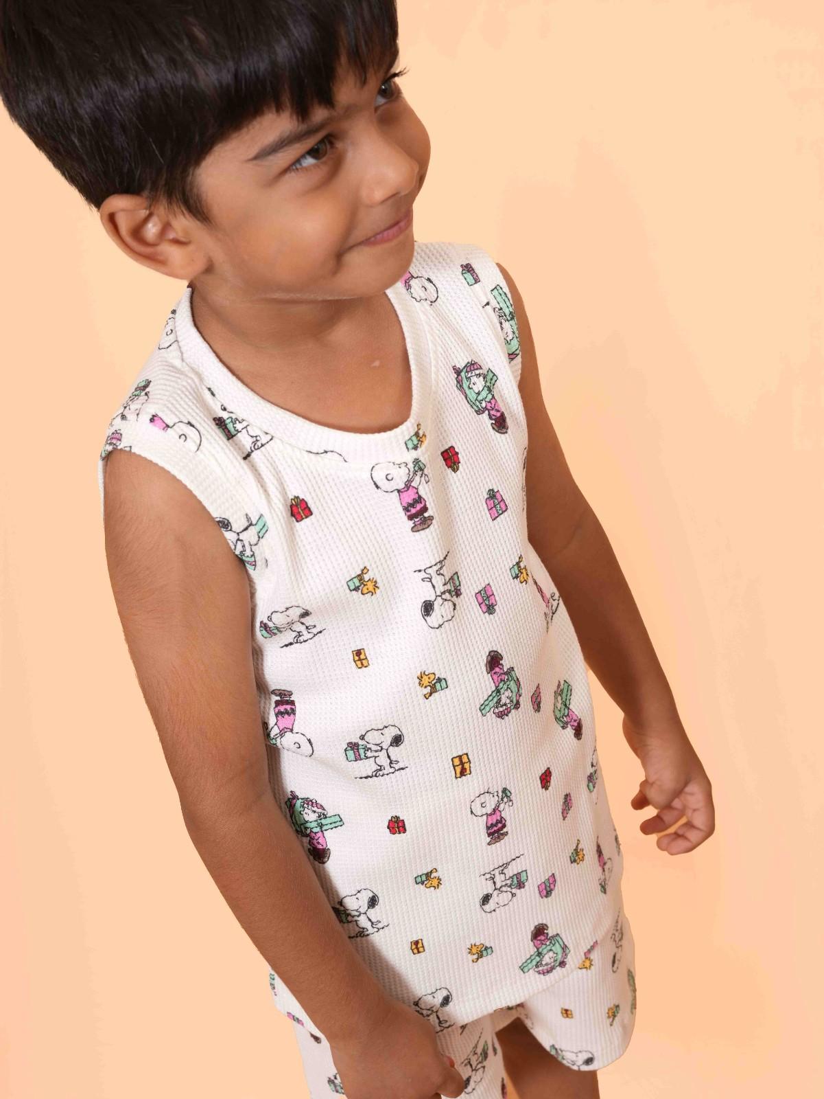 White Waffle Sleeveless Co-ord Set – Snoopy Print